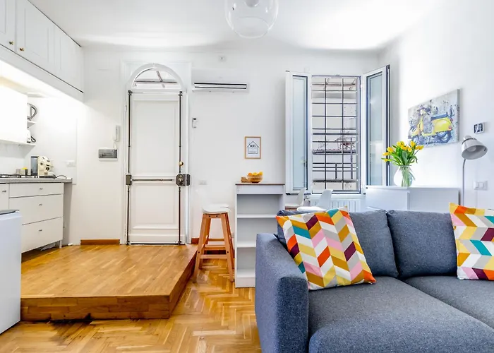 Apartment Attico Nel Cuore Di Con Box Privato Per Auto Rom